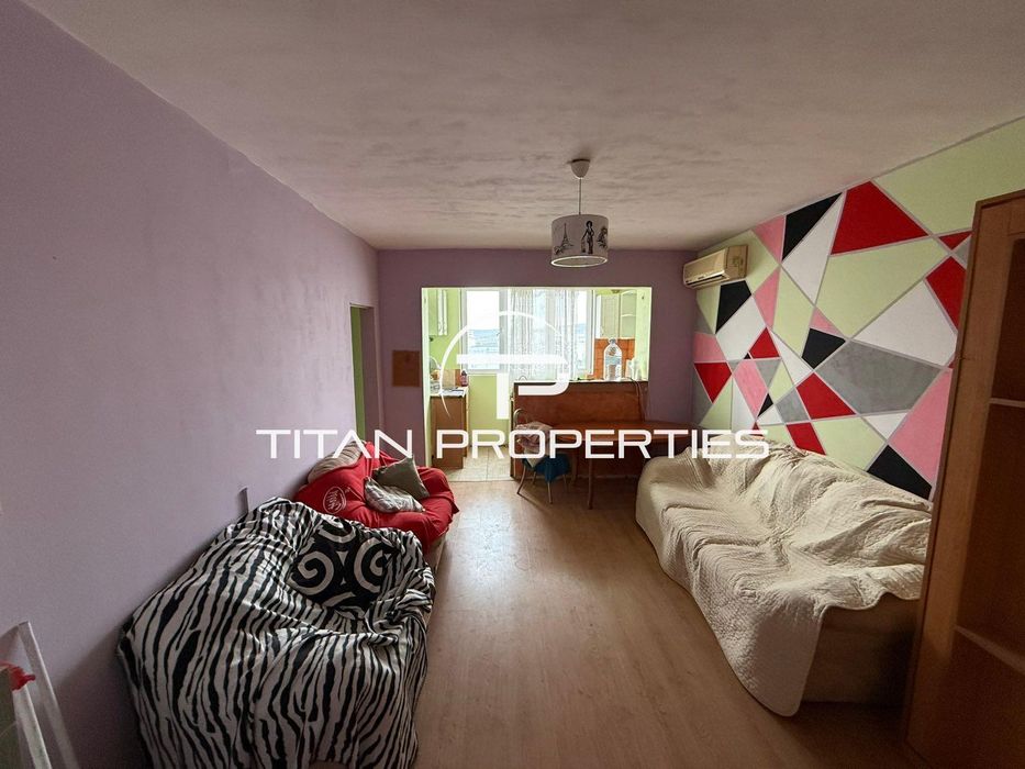 Ексклузивна оферта! Ключ в офиса! Тристаен панелен апартамент в ж.к М