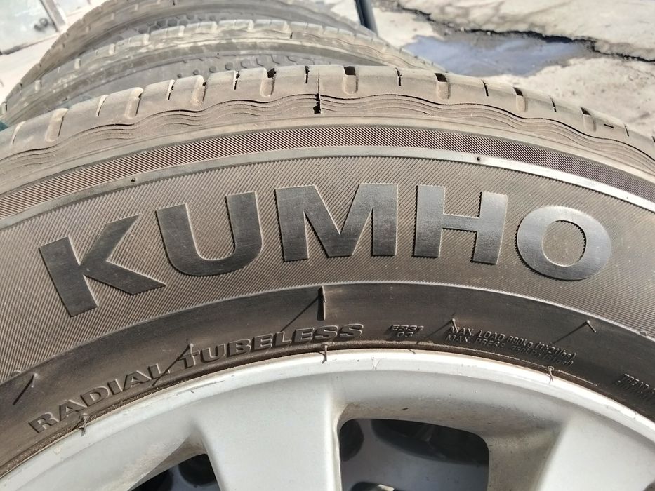 Шины с дисками TOYOTA
