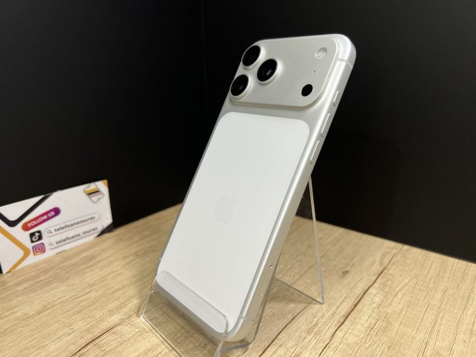 Iphone 17 Pro Max 256Gb Silver Second-Hand 3 ani garanție, Telefoane M