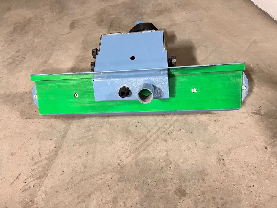 Система за ъглово рязане на плочки и камък