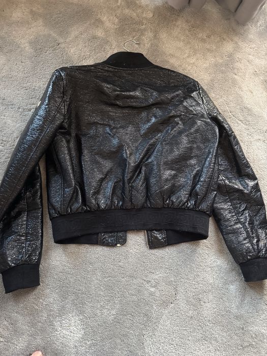 Дамски якета къси KARL LAGERFELD