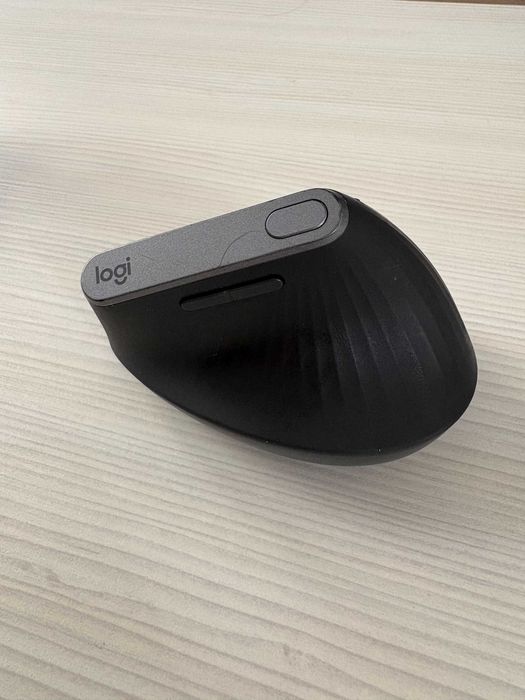 Mouse Logitech MX Vertical