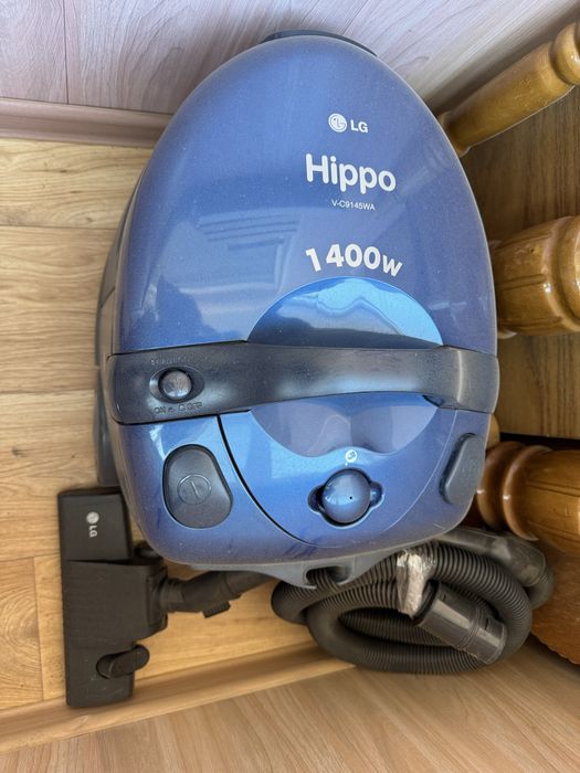 Пылесос LG Hippo 1400W