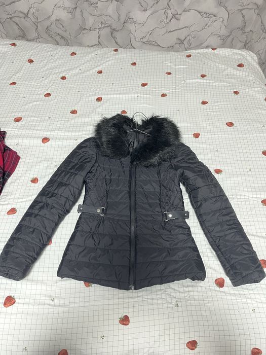 Продается женская куртка, размер S-M