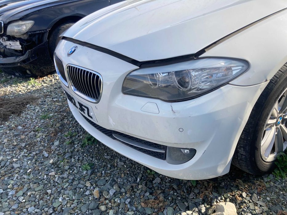 Предна броня бмв ф10 ф11 bmw f10 f11