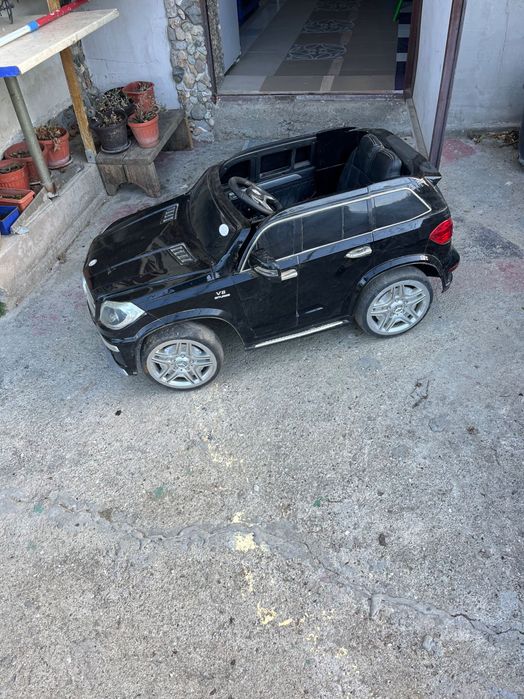 Акумолаторен  джип