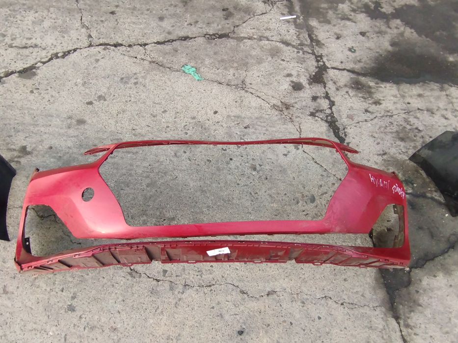 Предни брони за Hyundai i30 2017