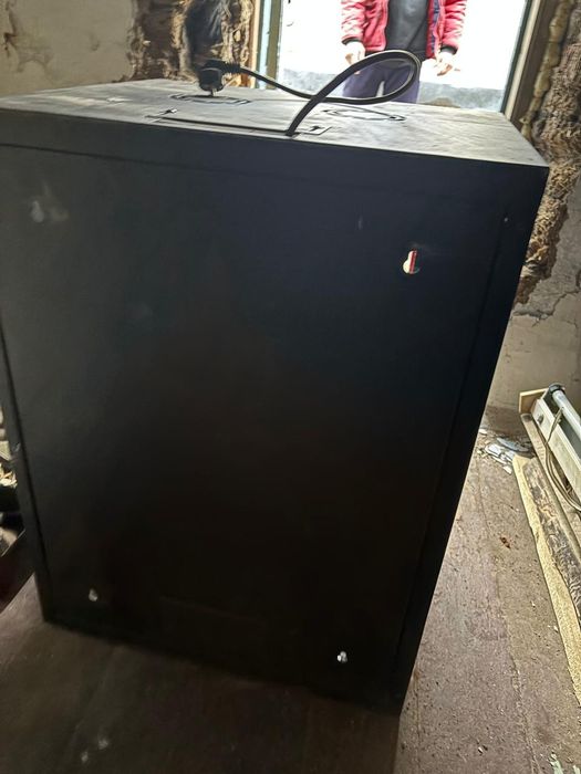 Коммуникационный шкаф