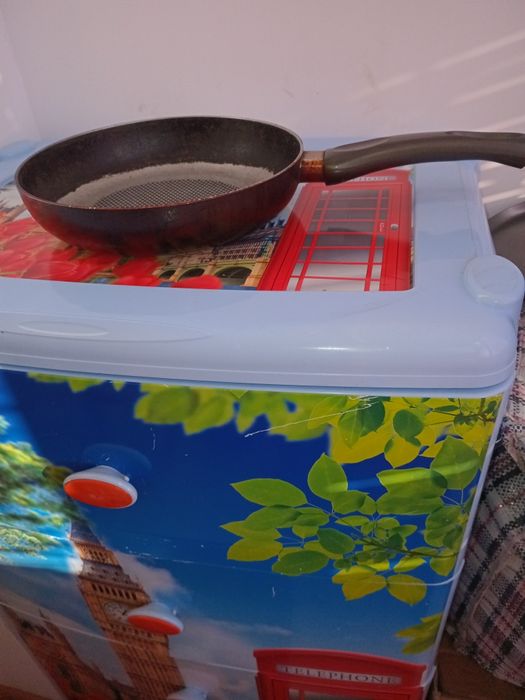 Продам сковороду.