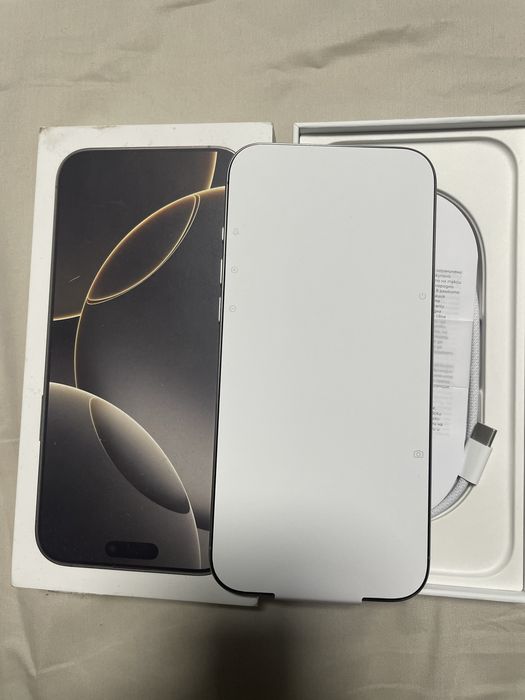 Iphone 16 pro max Natural Titanium 256GB