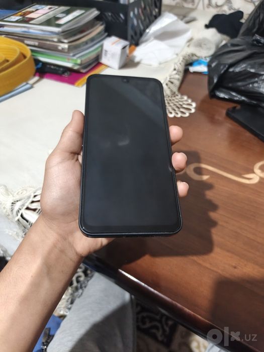 Samsung a16 sotiladi holati zor
