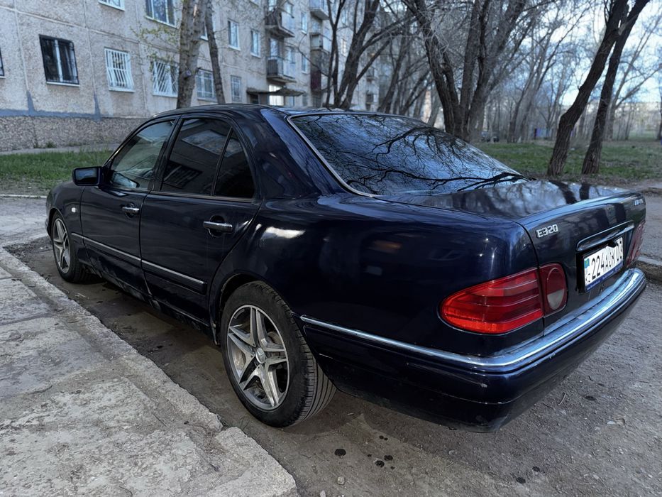 Мерседес w210 e320