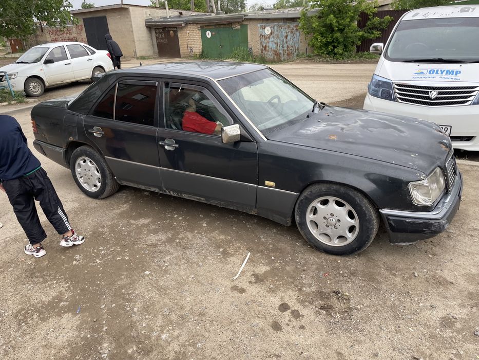 Продам мерседес бенс