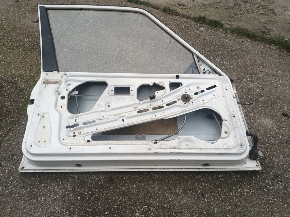 Usa stanga dreapta bmw e30 ursulet