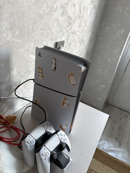 Продам пс5 слим