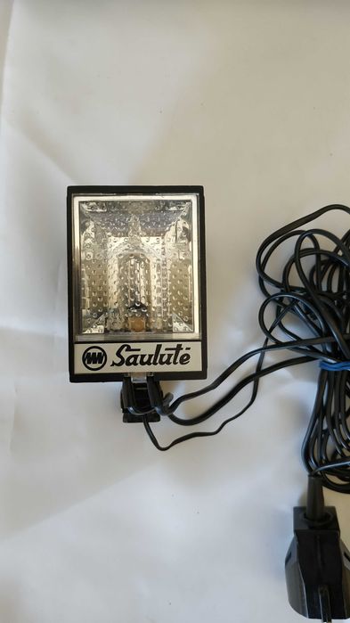 Руска светкавица за фотоапарат - Saulute - 220V