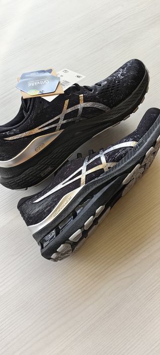 Asics Kayano 28 Platinum
