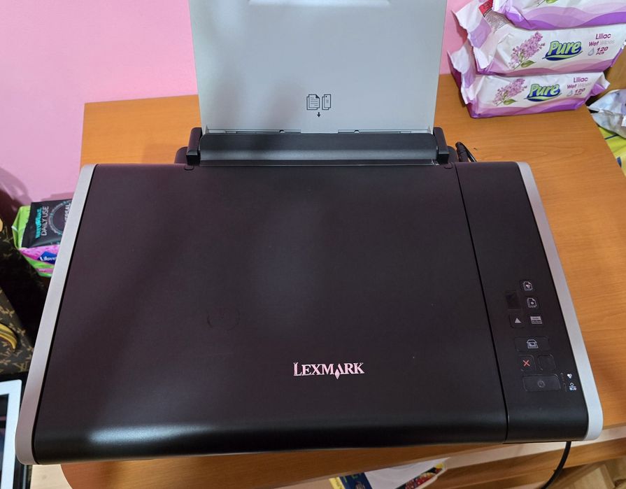 Imprimanta noua Lexmark
