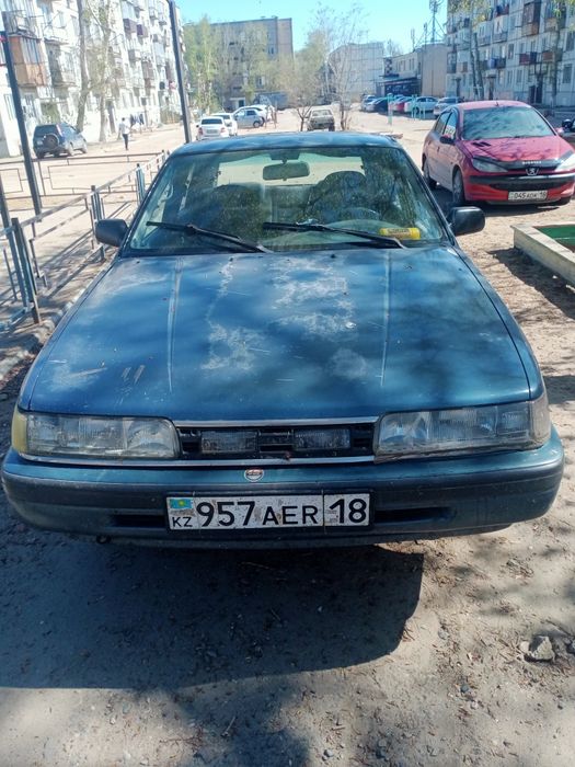 срочно продам автомобиль Мазда