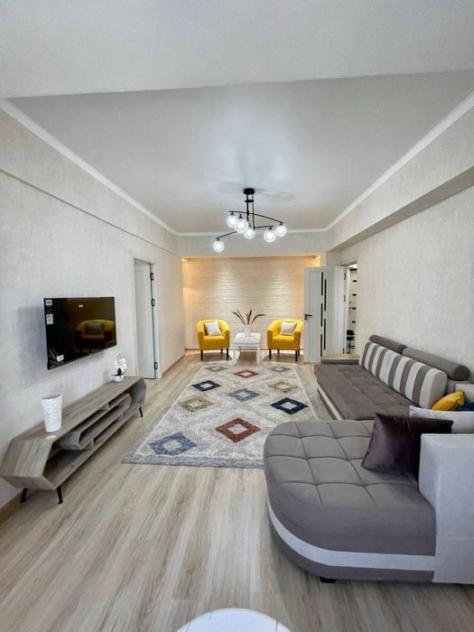 Аренду 2х комн квартиры ЦУМ