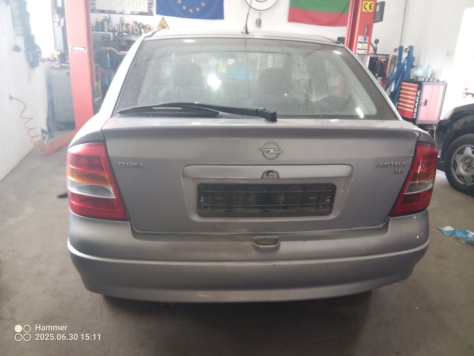 Продавам opel astra g купе на части 1.6 бензин