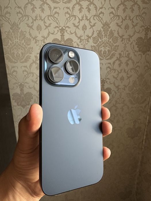 Продам Айфон 15 Pro 256Gb