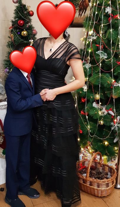 Черное женское платье