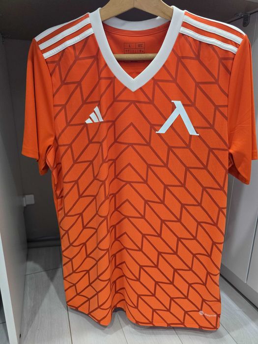 Фланелка на Пламен Андреев