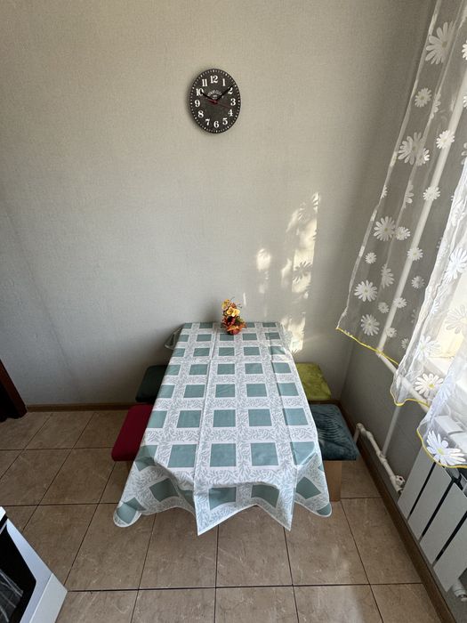 Сдам 2 ком кв в центре возле Абая