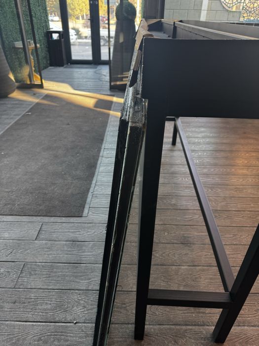 Срочно продается стекла 4 штуки