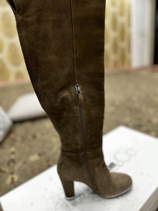 Сапогиии от Max&Co