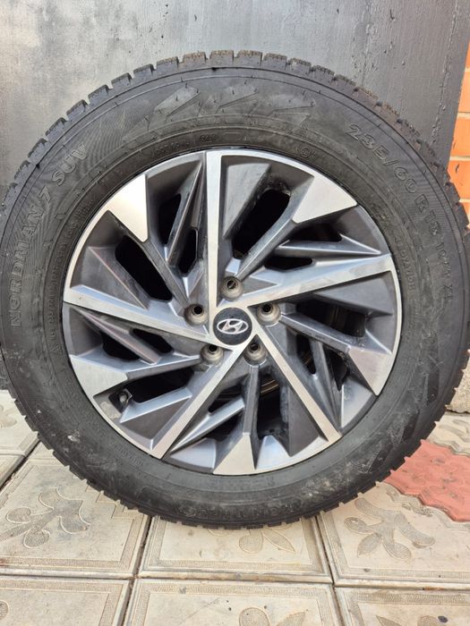 Шины с дискам Туксон оригинал