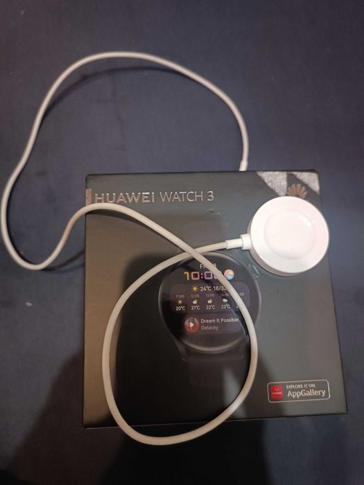 Смарт часовник Huawei watch 3