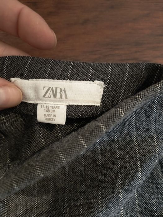 Pantaloni Zara școala fetița mărime 140