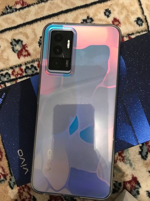 Продам Vivo V23e