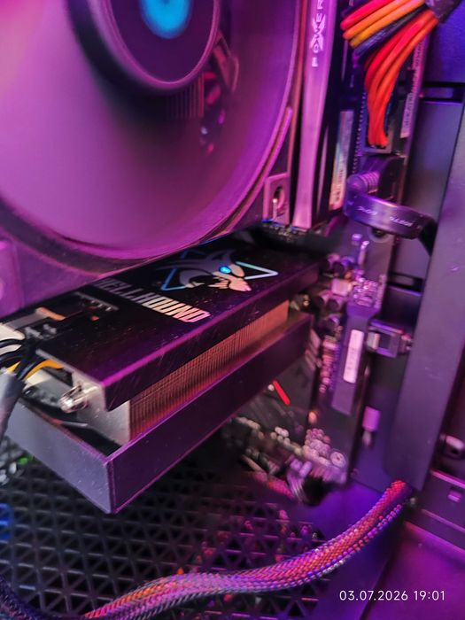 Геймърски Ryzen 7 5800X, RX 6600 8GB, RAM 32GB DDR4 3200