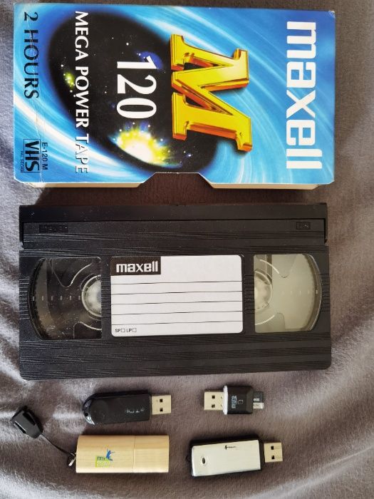 Прехвърляне на видеокасетки VHS, miniDV на Флашка, USB Flash - 10 лв