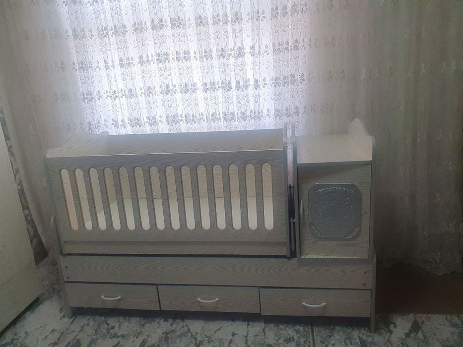 Продаётся деткий кровать