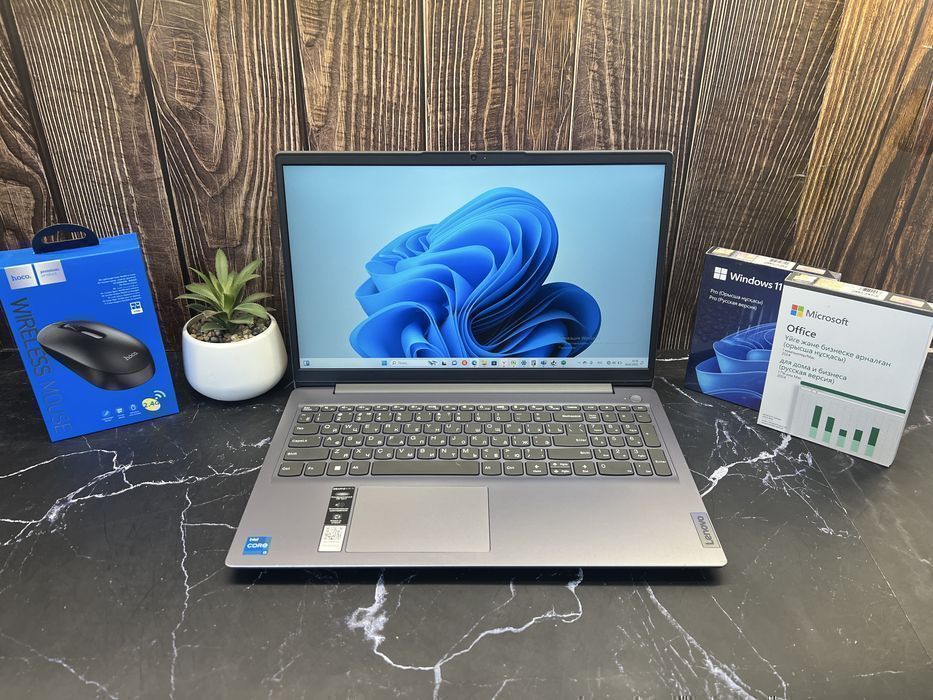 Ноутбук бизнес класса Lenovo IdeaPad 3 | Core i3-1215U | 8GB | 256GB