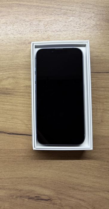 Продавам IPhone 14