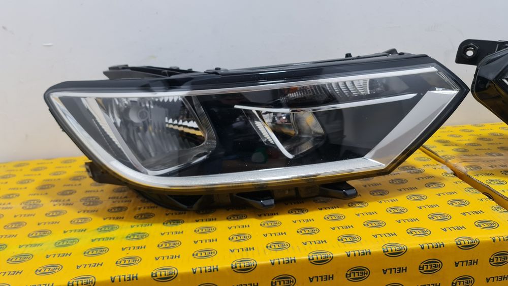 Set far faruri complet VW Passat B8 halogen