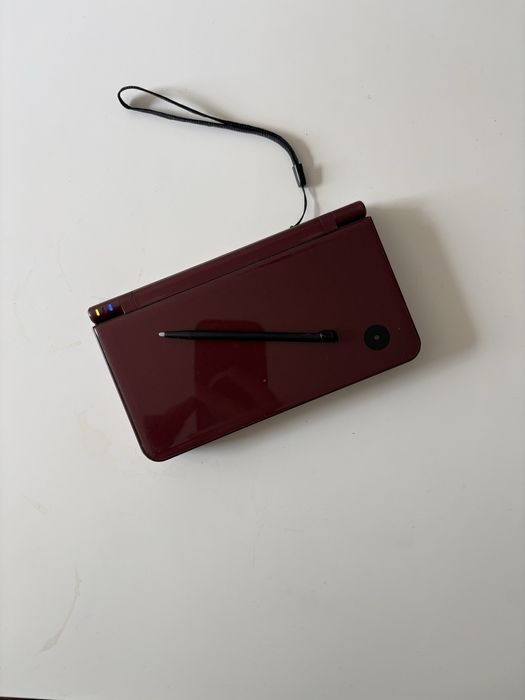 Nintendo DSi XL Burgundy MODAT + card 64GB | Twilight Menu | Stare EXCELENTĂ