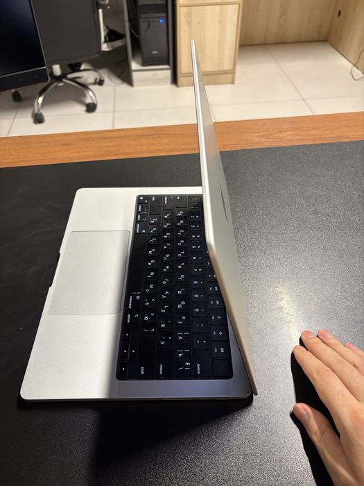 MacBook Pro 14” M4 Pro (2024) 1TB 48GB Silver 20c GPU 14C CPU