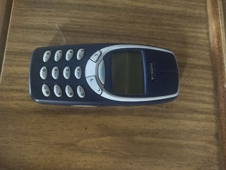 продам два телефона