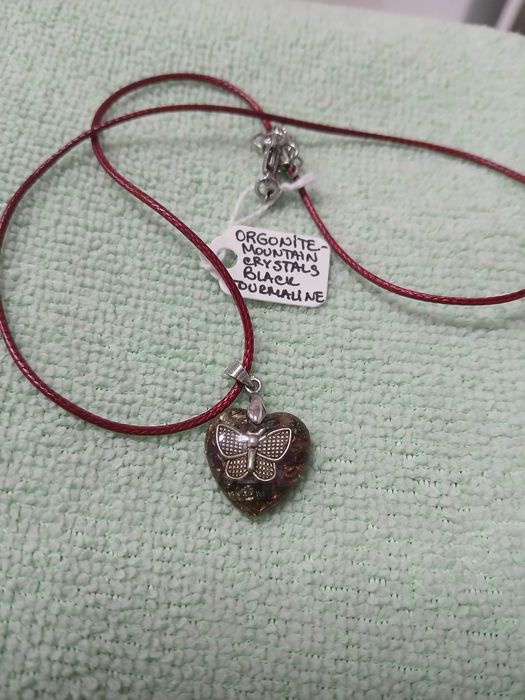 Продавам Органит медальони