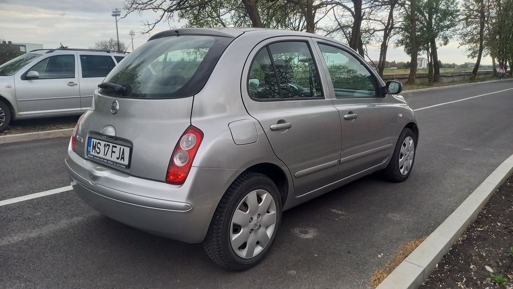 Nissan Micra benzină