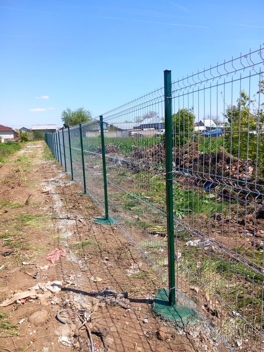 Construim garduri și porți la comanda clientului
