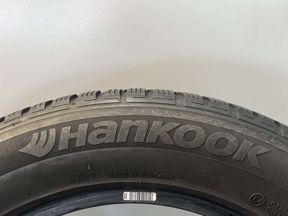 Зимни гуми 235/55/17 Hankook
