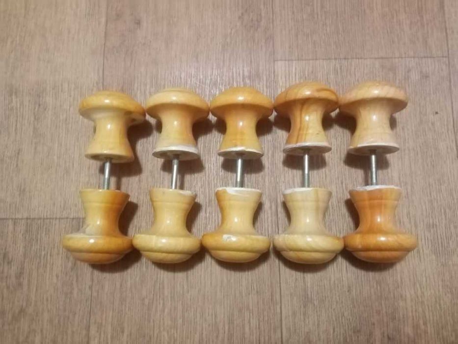 Продам ручки дверные.