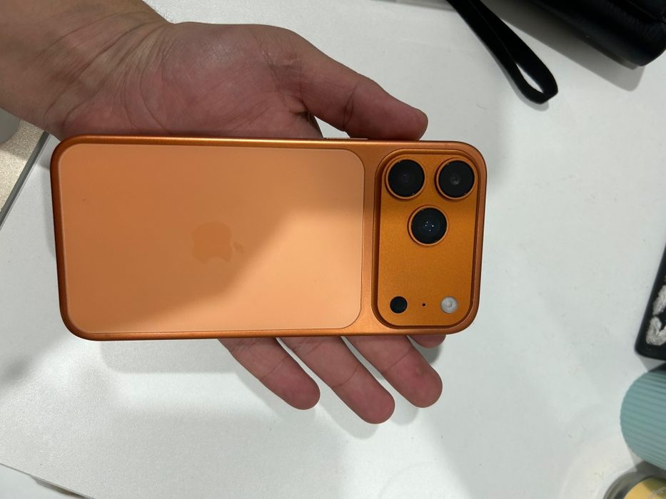 17 pro max  жағдайы жақсы